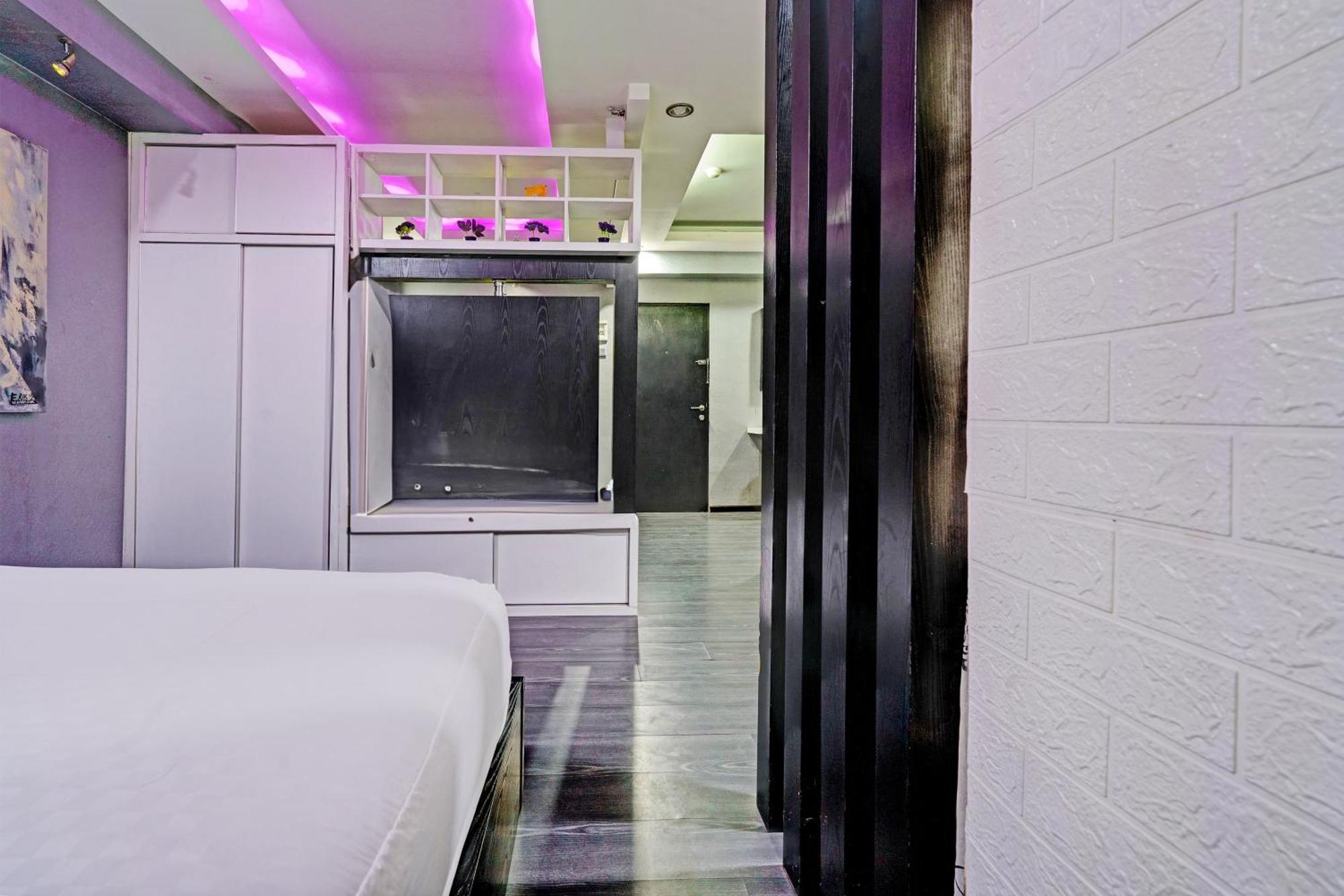 Oyo Life 93120 Gateway Cicadas By Sarana Cipta Mahakarya Hotel 2*