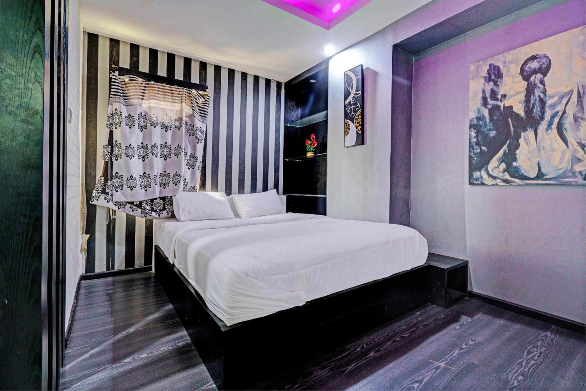 Hotel Oyo Life 93120 Gateway Cicadas By Sarana Cipta Mahakarya Bandung