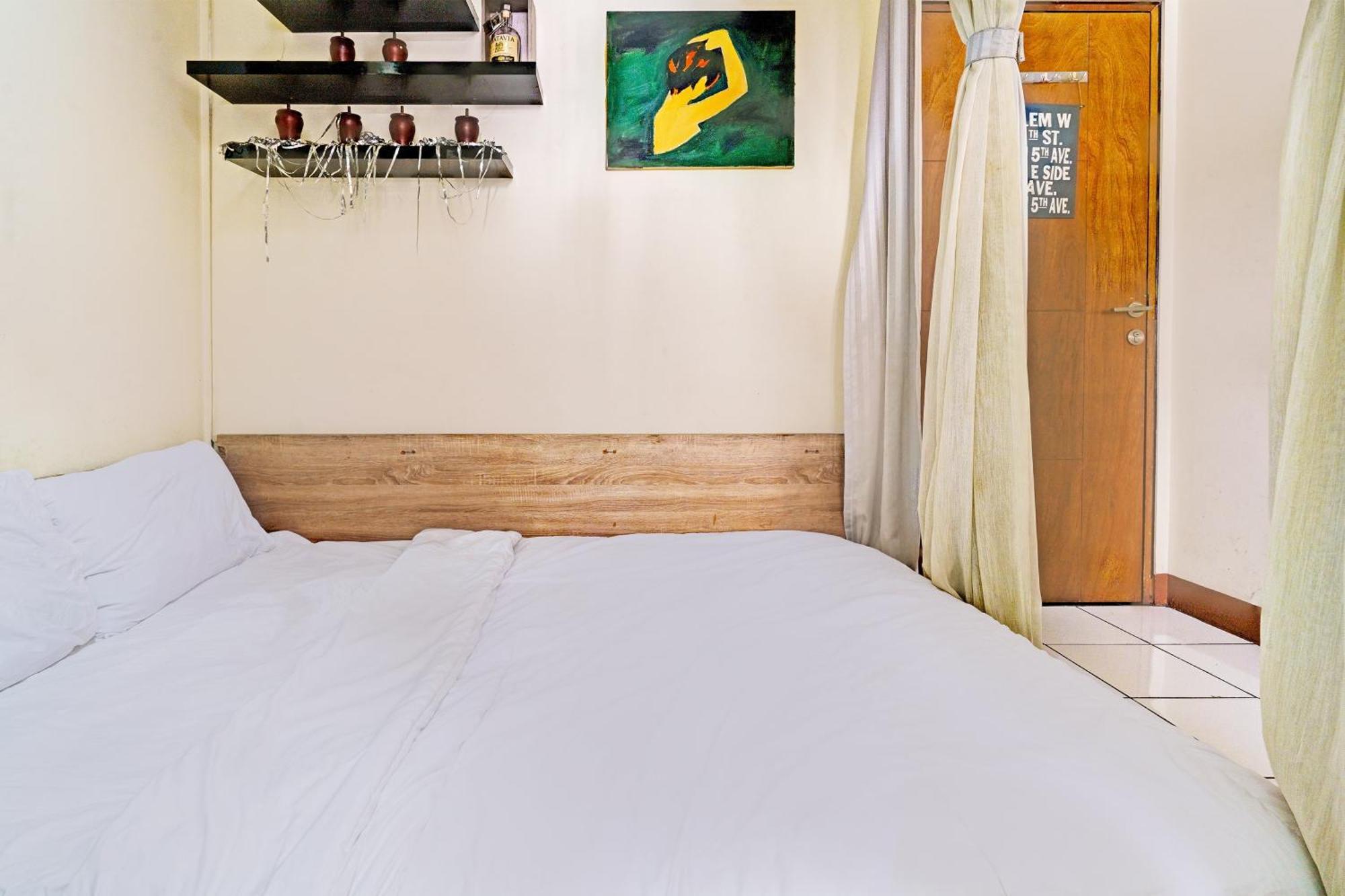 Hotel Oyo Life 93120 Gateway Cicadas By Sarana Cipta Mahakarya 2*